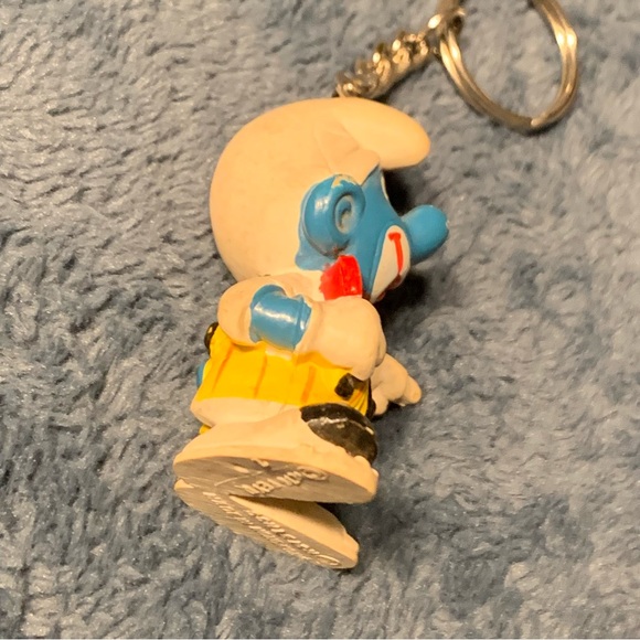 Vintage 1973 Clown Smurf Keychain - Picture 4 of 6